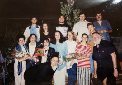 Foștii studenți ai Facultății de Arte „Hyperion” Constanța sărbătoresc trei decenii de la absolvire